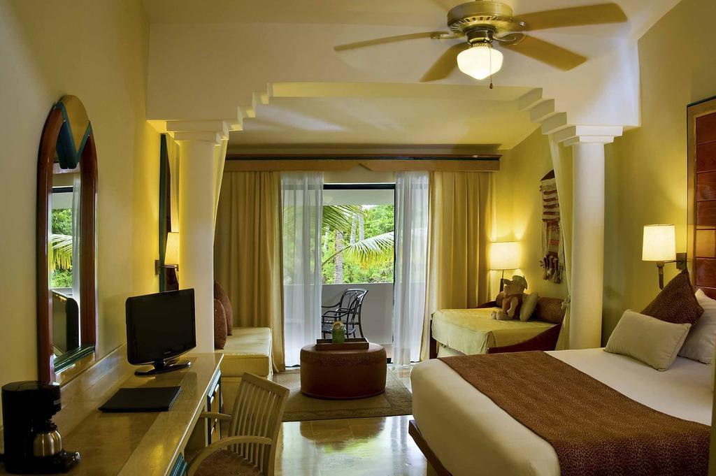 Melia Caribe Tropical All Inclusive (Adults Only) Punta Cana Room photo